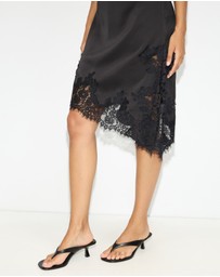 Dazie - Rhode Asymmetric Lace Dress