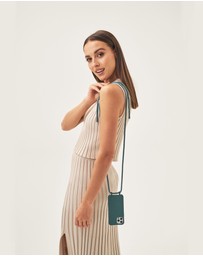 LOUVE COLLECTION - Pure Pine Phone Case + Pure Pine Strap