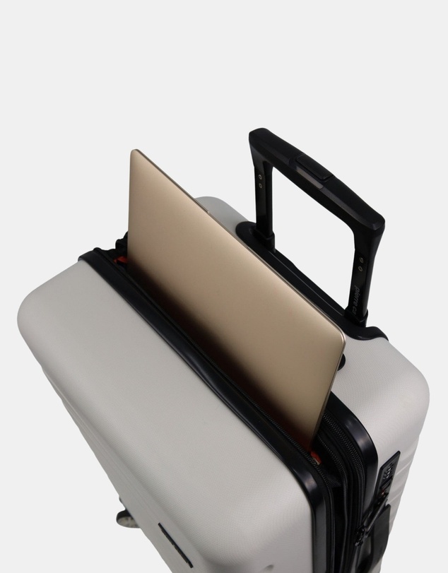 Pierre Cardin - Pierre Cardin Hard-shell 3-Piece Luggage Set