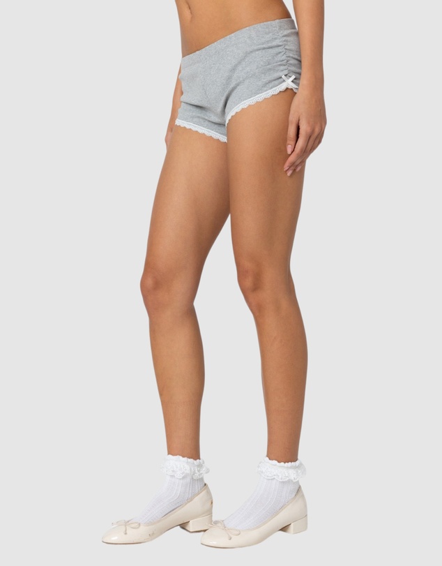 EDIKTED - Kadence Ruched Lace Trim Shorts