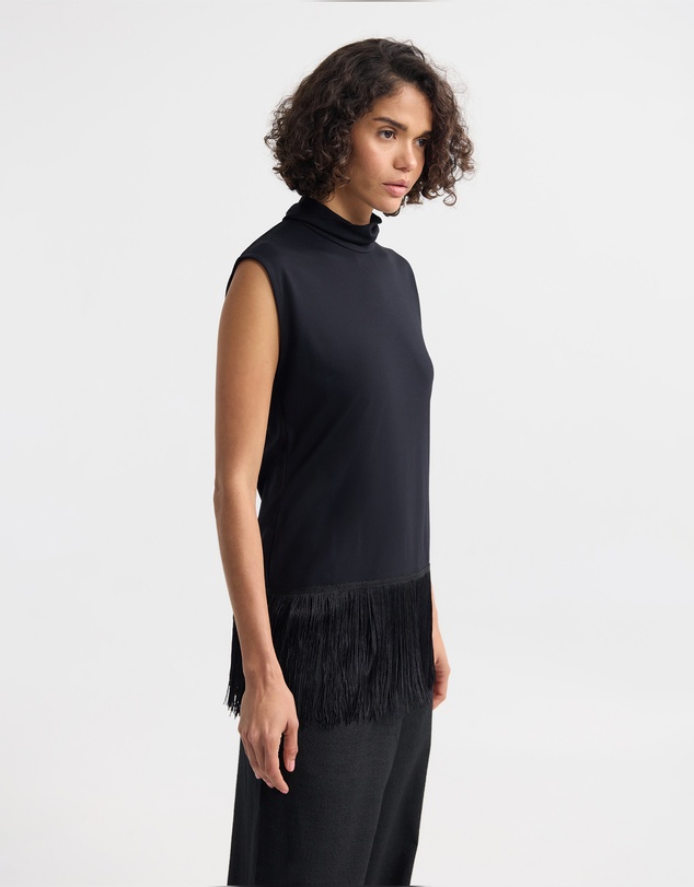 Oxford - Cassie Stretch Fringe Trim Top