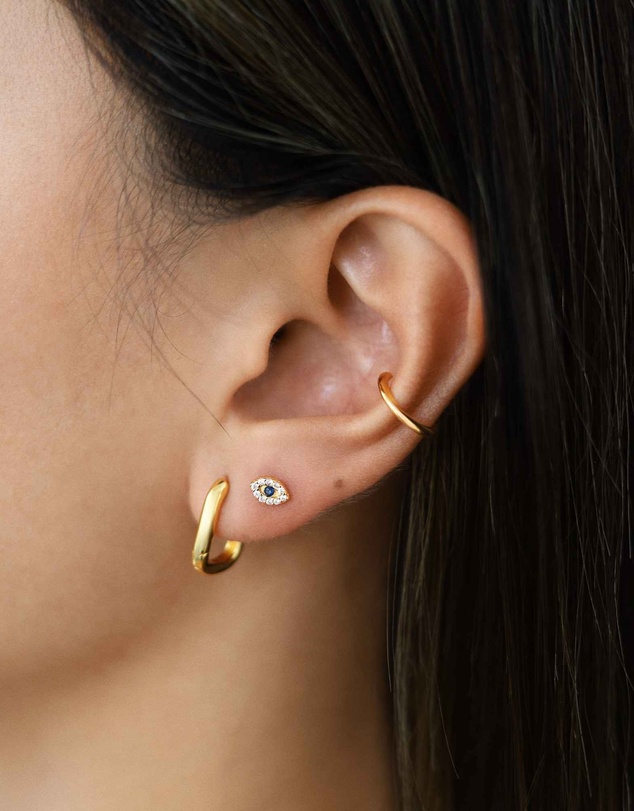 HOUSE OF SLANI - Sienna Huggie Hoops