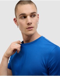 Politix - Wills Performance Tee