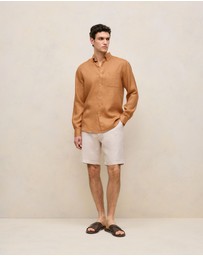 Trenery - Linen Tailored Relaxed Short in Flax