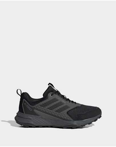 Core Black / Core Black / Grey Six