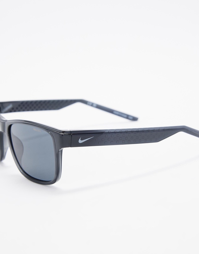 Nike - Sun Livefree Classic