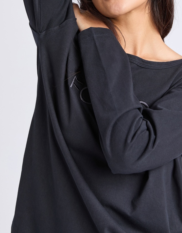 Foxwood - Standard Long Sleeve