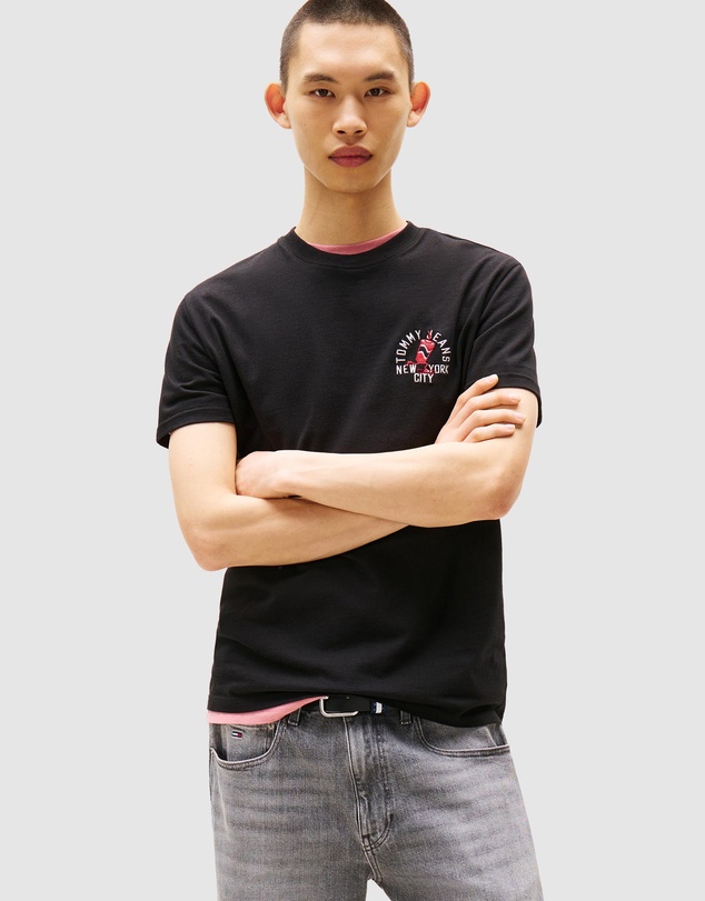 Tommy Jeans - Regular Small Motif Tee