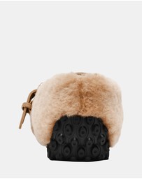 Steve Madden - Toasty Natural Flats