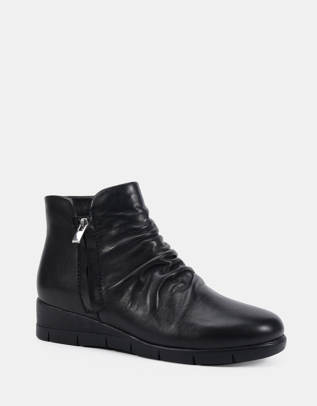 Clarks - Jaxie Black