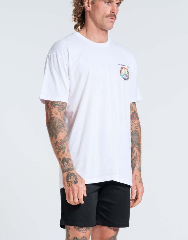 Vacancy Co - Peace & Leisure Tee