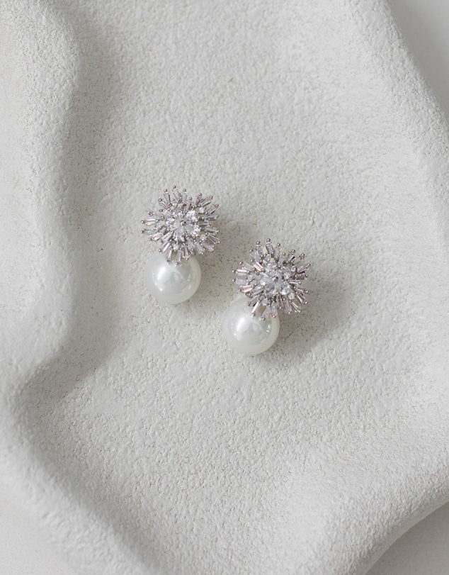 The White Collection - Ivy - Statement Silver Pearl Bridal Earrings