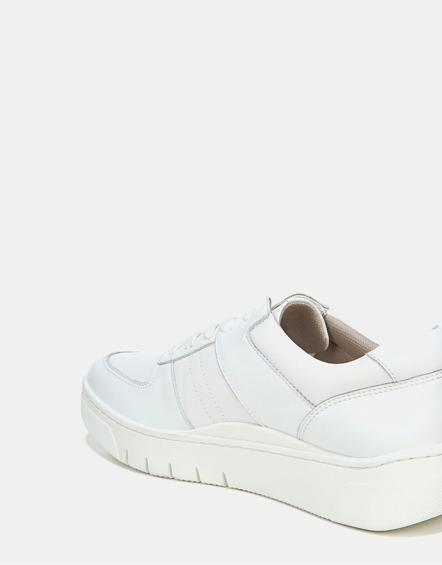 Naturalizer - Hadley Casual Sneaker - White