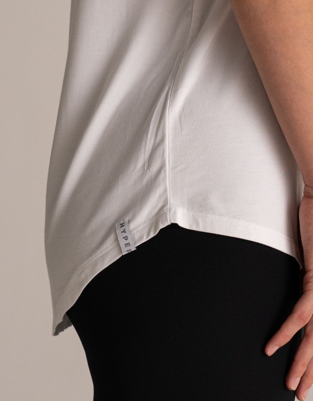 HyperLuxe The Label - V Neck Shirt