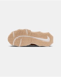 Nike - Aura Edge - Women's