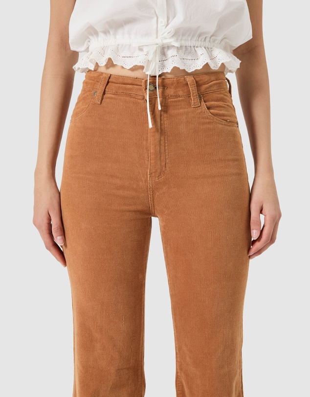 Rolla's - Eastcoast Flare Jean - Caramel Cord