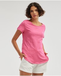 Amelius - Fallon Rounded Hem Tee