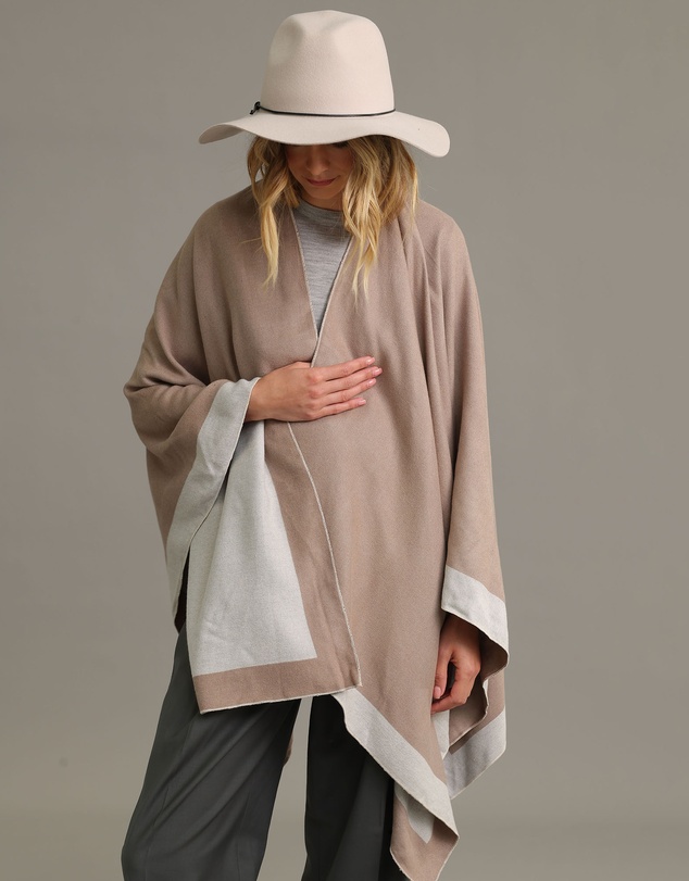 Morgan & Taylor - Leonora Poncho