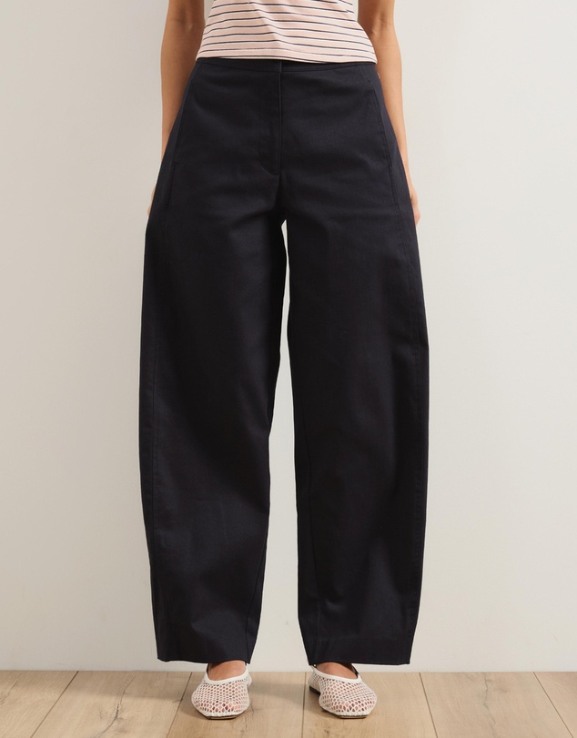 Atmos&Here - Elena Barrel Leg Pants