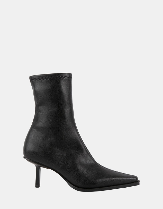 Steve Madden - Briane Black Boots