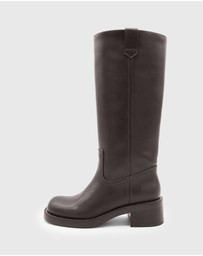 Betts - Wider Fit Fear Riding Boots