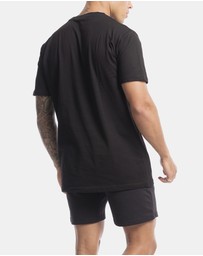 Vacancy Co - 6-Pack Vacant Tee