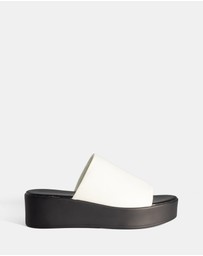 Therapy - Graf Platform Sandals