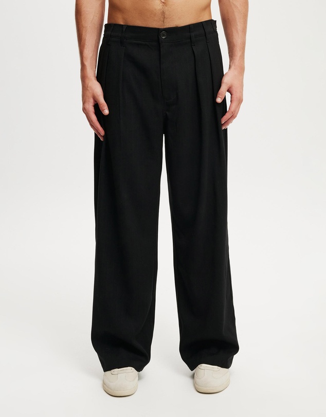 Cotton On - Super Baggy Pleated Pant