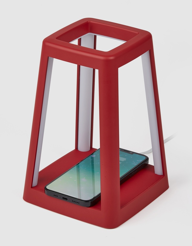 Lexon - Lexon Lantern Portable Lamp With Built-In Wireless Charger - Red