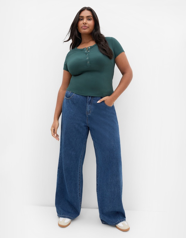 City Chic - Kara Henley Rib Tee