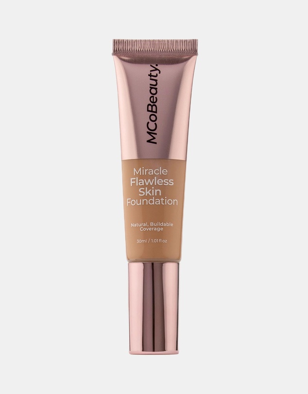 MCoBeauty - Miracle Flawless Skin Foundation - Natural Medium