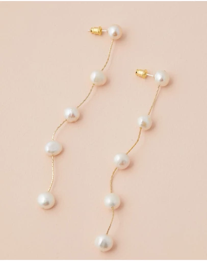 Moira Hughes - The White Label - The Lola Pearl Drop Earrings