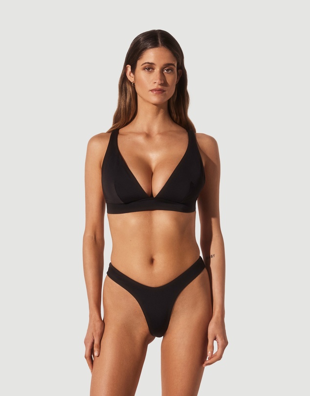 Form and Fold - The Wirefree D-G Top
