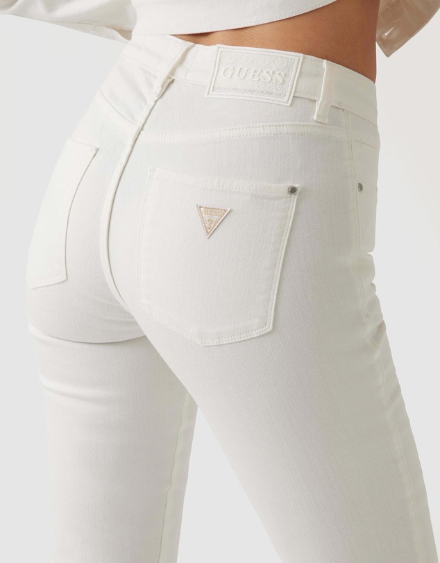 GUESS - Sexy Straight Jeans