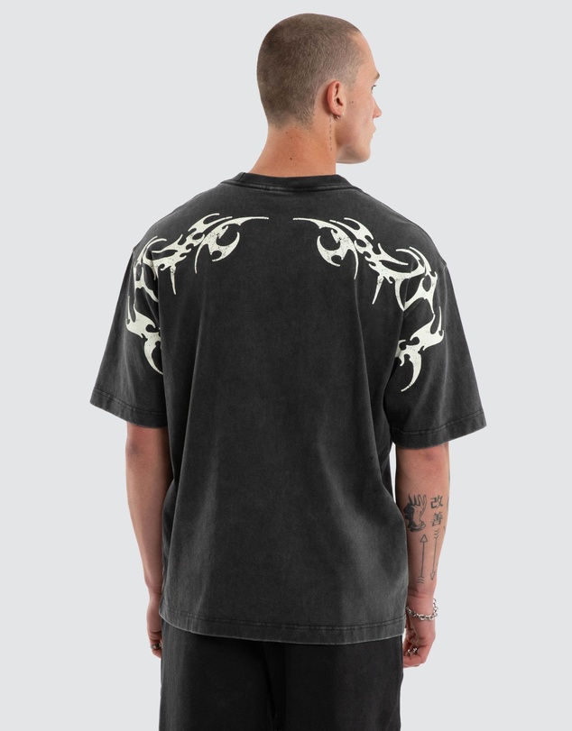 Kiss Chacey - Cagey Oversized Tee