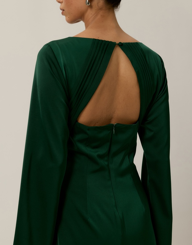 Tussah - Bec Long Sleeve Satin Maxi Dress