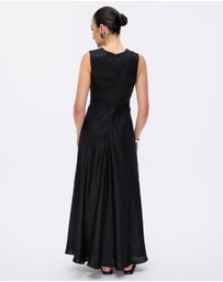 Minima Esenciales - Shiloh Linen Midi Dress