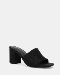 Novo - Nicole Mules