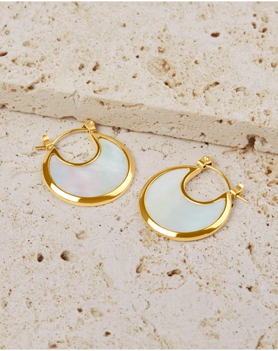 Pastiche - Pearl Shadow Earrings