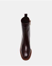 Steve Madden - Slender Brown Leather Boots
