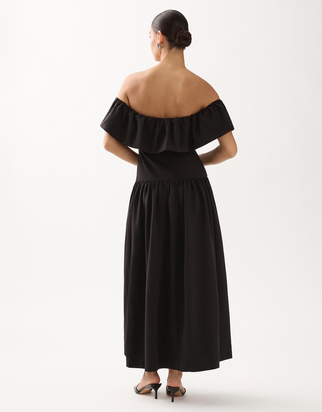 Minima Esenciales - Amora Off Shoulder Ruffle Maxi Dress