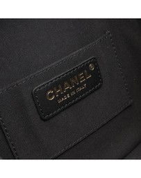 Pre-Loved by Azura Reborn - Pre-Loved chanel Elegant Round Shoulder Bag with Chain Strap & Quilted Design