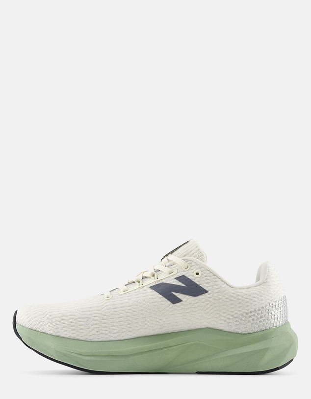 New Balance - FuelCell Propel v5 - Men's