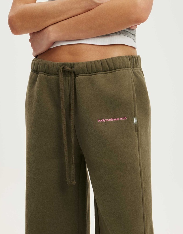 Cotton On Body Active - Plush Relaxed Straight Sweatpant