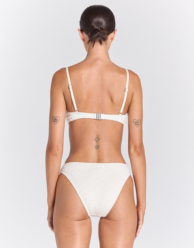 Poolside Paradiso - Sundream Sunlover Bikini Top - Pearl