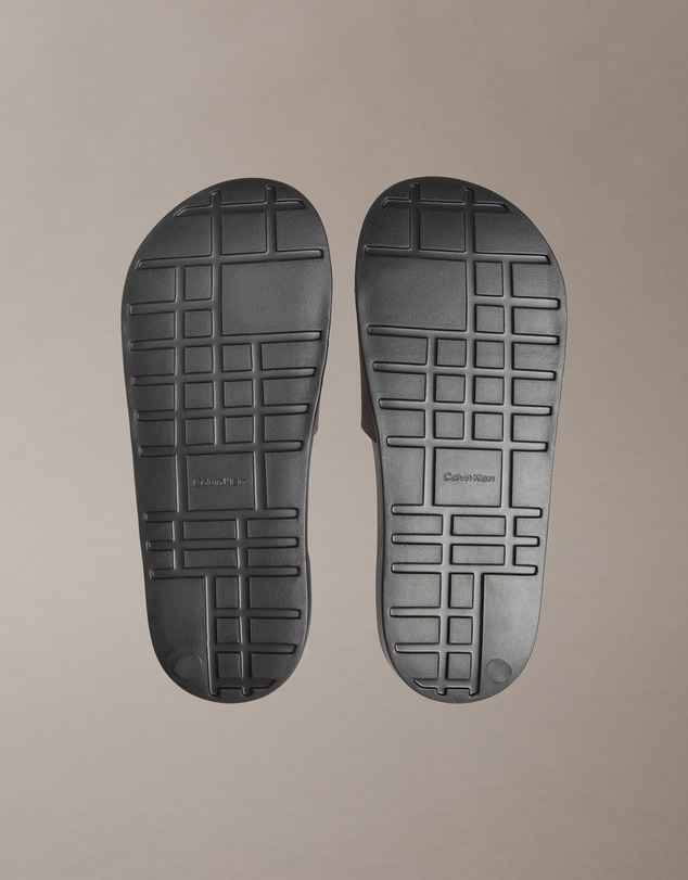 Calvin Klein - Nemo Contoured Logo Sliders