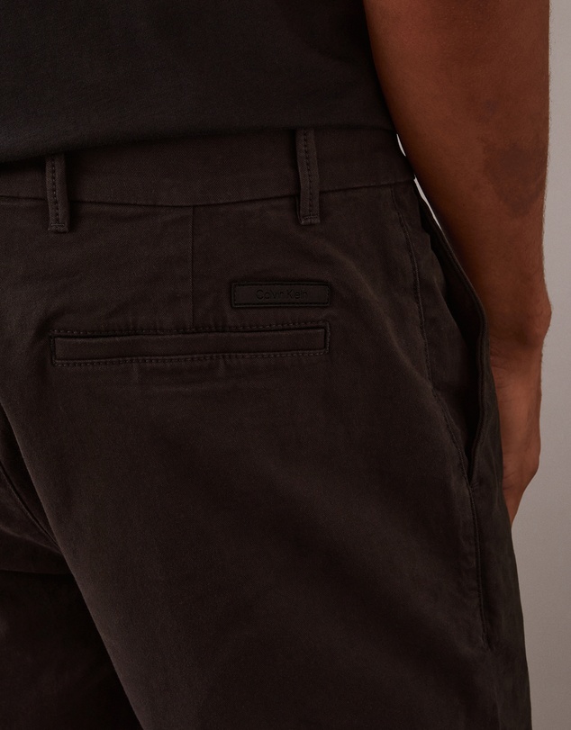 Calvin Klein - Modern Twill Slim Chino Shorts
