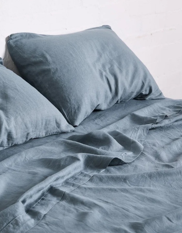 IN BED - 100% Linen Pillowslip Set in lake