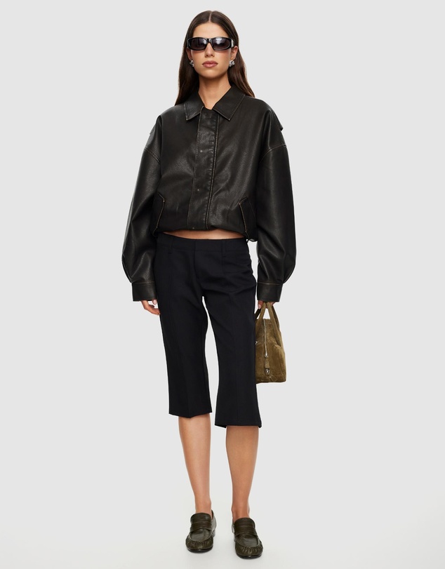 Lioness - Kenny Bomber