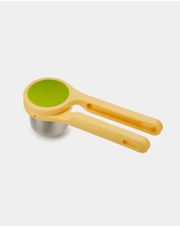 Joseph Joseph - Helix Citrus Juicer (Yellow)